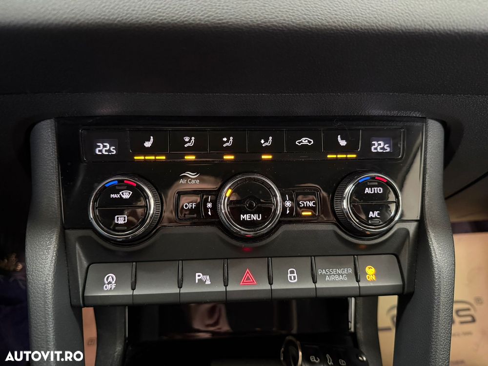 Skoda Karoq 1.6 TDI SCR DSG Style - 28