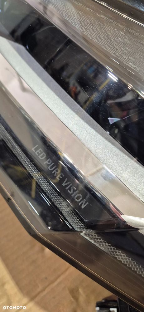 CAPTUR II LIFT SYMBIOZ LAMPA PRZÓD LEWA LUB PRWA LED 24- - 5