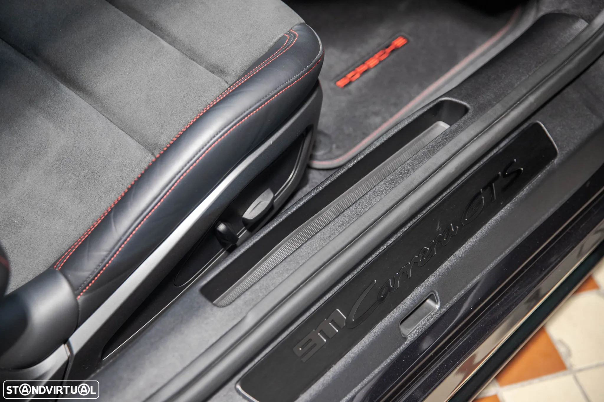 Porsche 911 (992) Carrera GTS PDK - 26