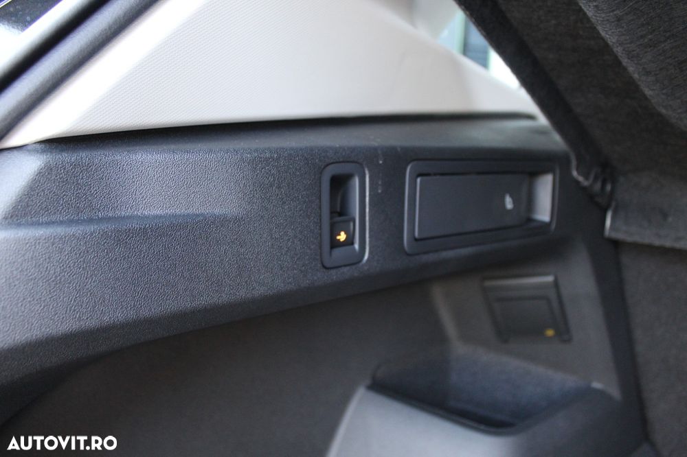 Volkswagen Tiguan 2.0 TDI DSG 4Motion Advanced - 8