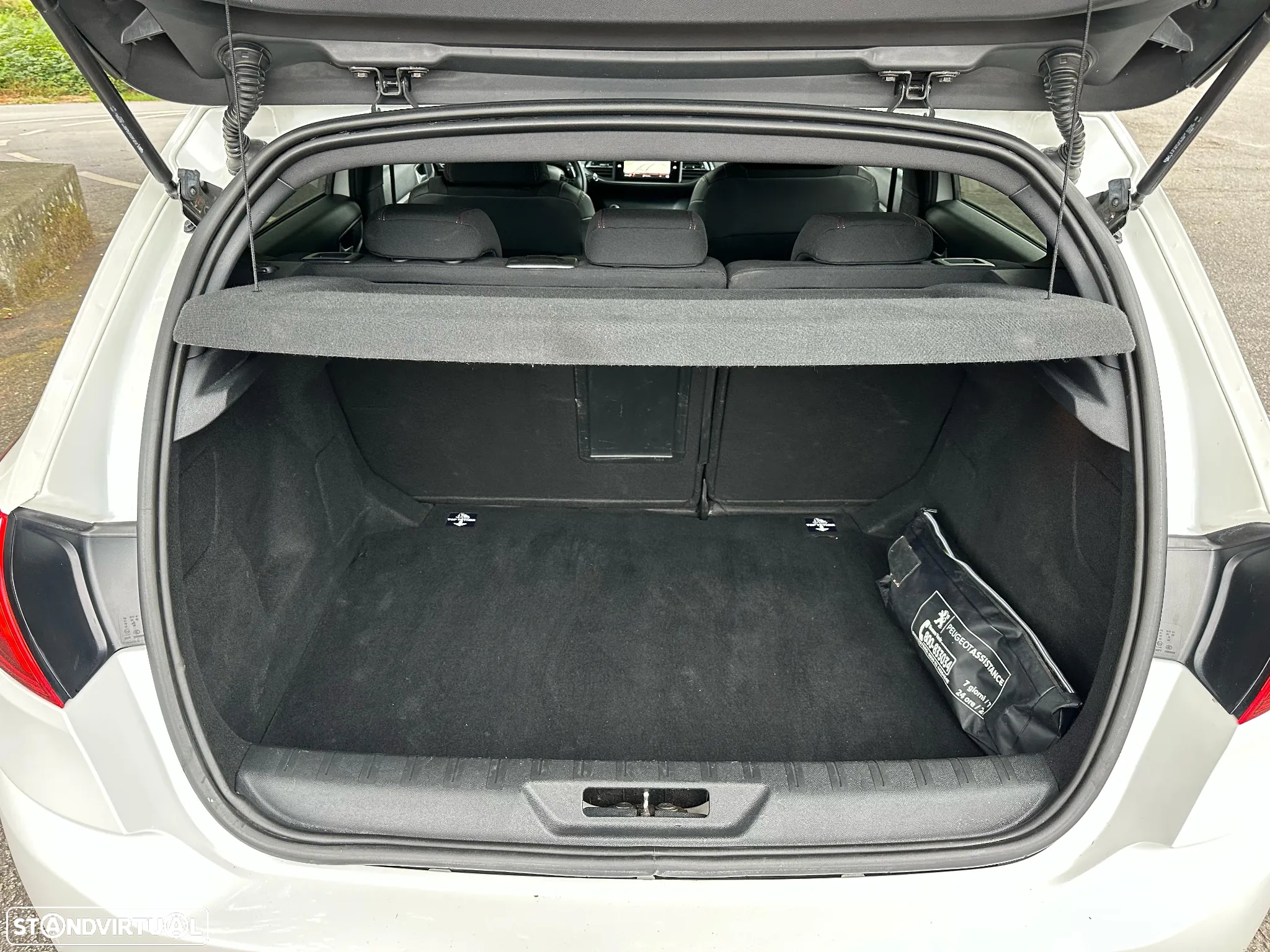 Peugeot 308 BlueHDi FAP 120 EAT6 Stop&Start GT-Line Edition - 32