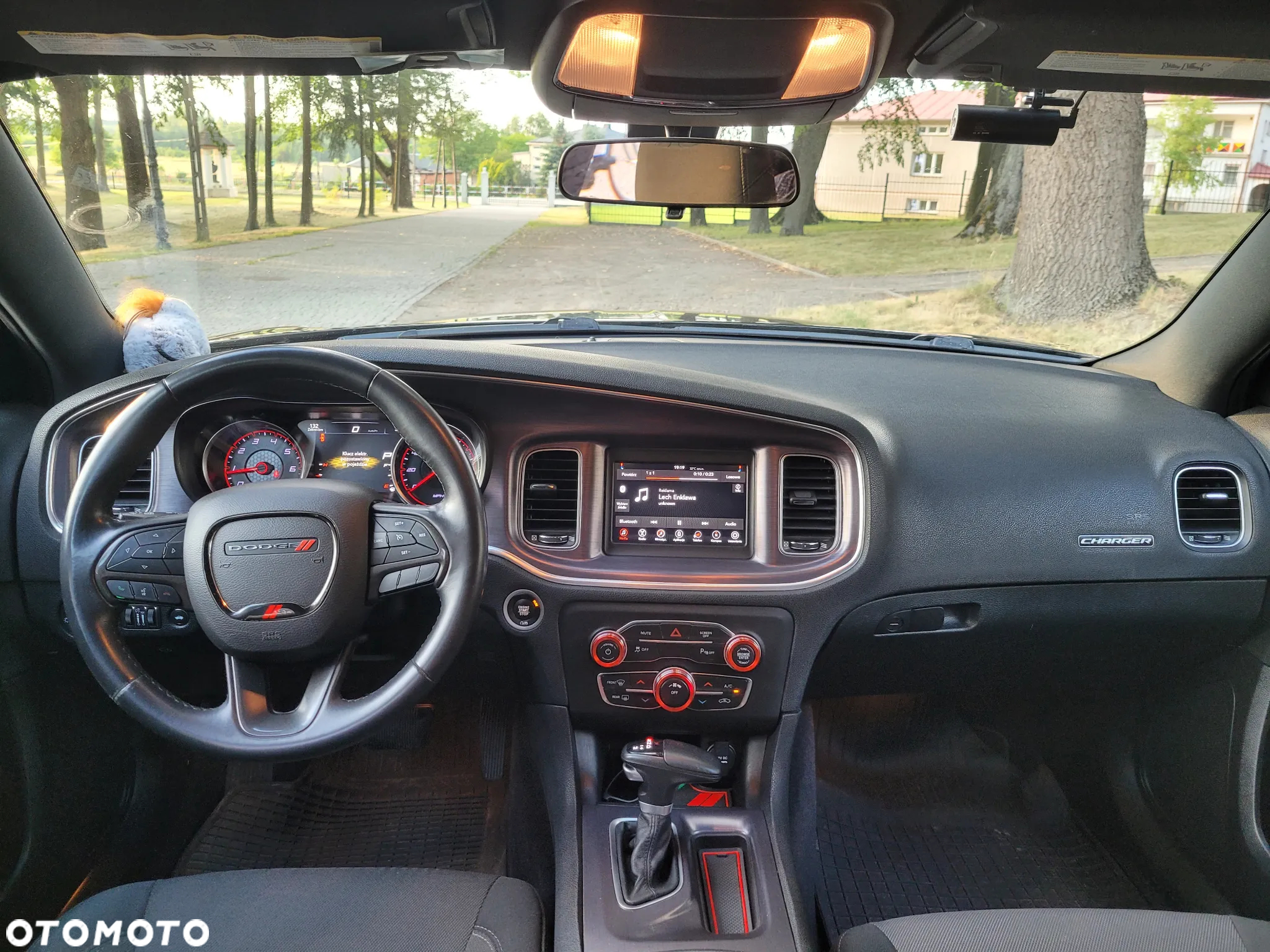Dodge Charger - 7