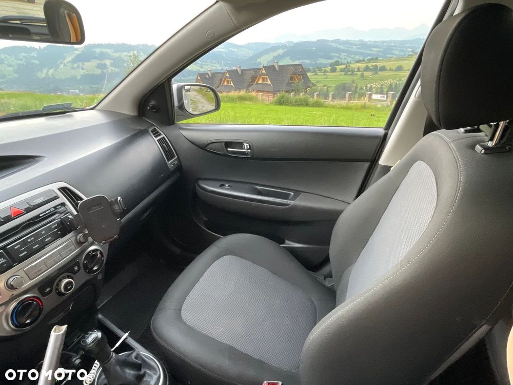 Hyundai i20 1.25 Classic + - 16