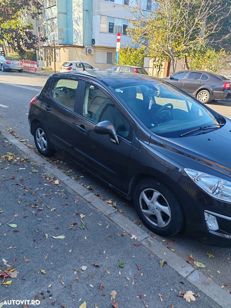 Peugeot 308 1.6 e-HDI FAP STT Active - 7