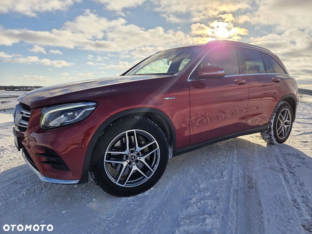 Mercedes-Benz GLC - 26