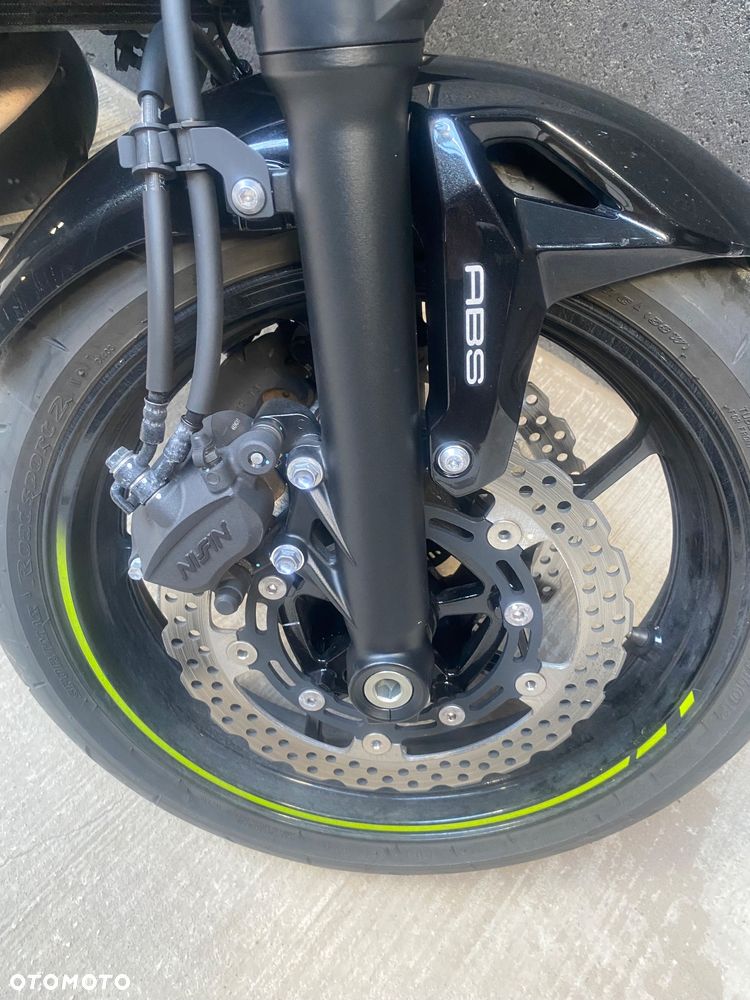 Kawasaki Z 650 - 13