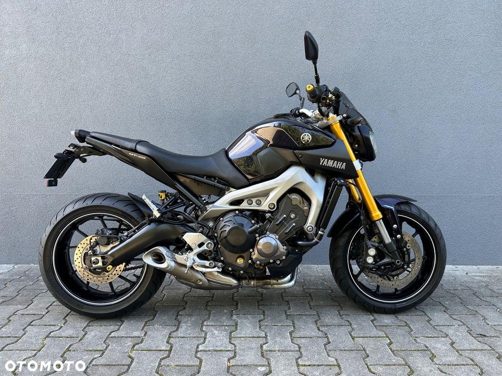 Yamaha MT - 6