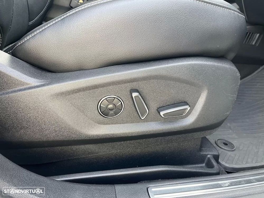 Ford S-Max 2.0 TDCi Titanium - 44