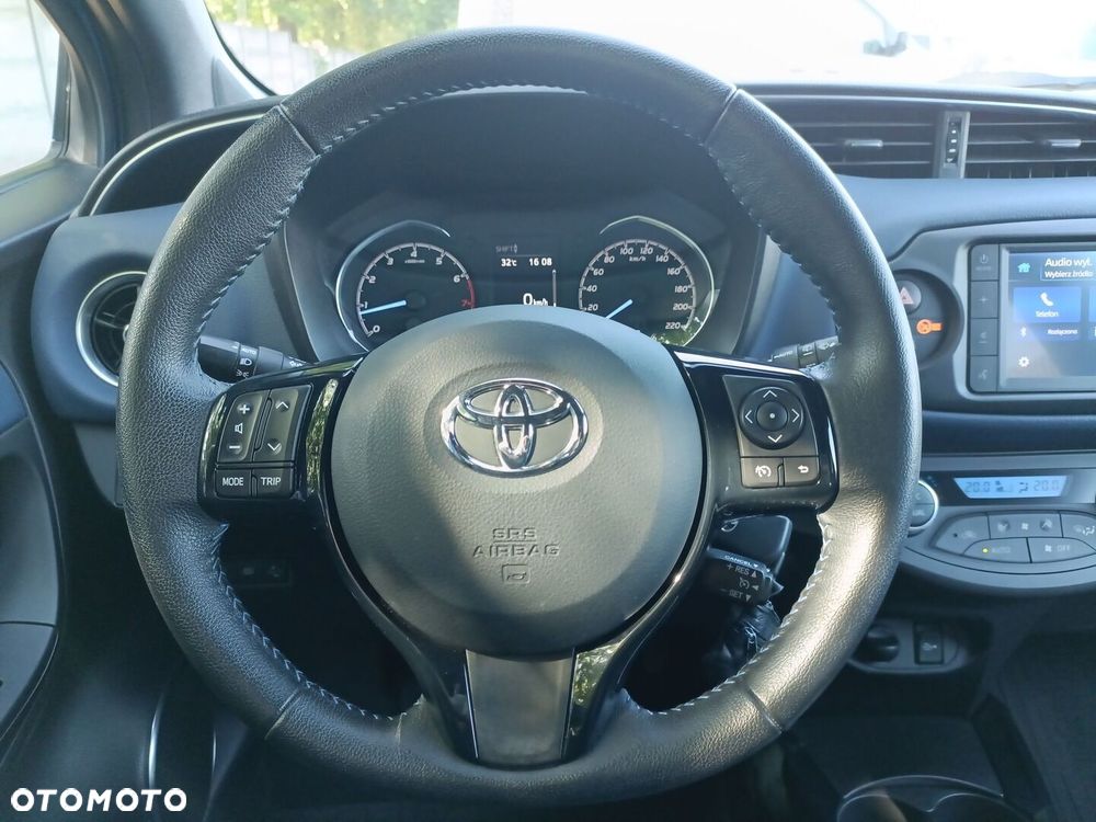 Toyota Yaris 1.5 Selection - 12