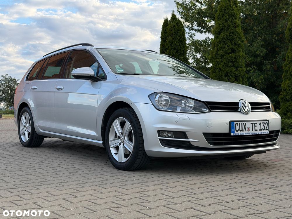 Volkswagen Golf 1.6 TDI DPF Highline - 14
