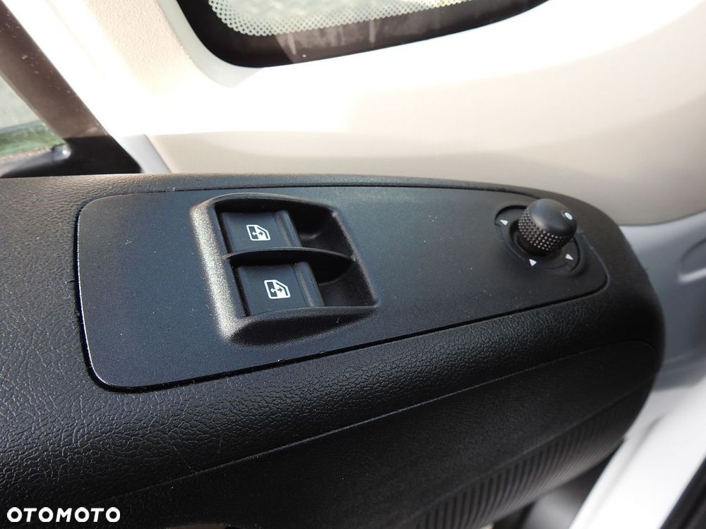 Fiat DUCATO  KONTENER WINDA 8 PALET TEMPOMAT NAWIGACJA LEDY KLIMATYZACJA  130KM - 27