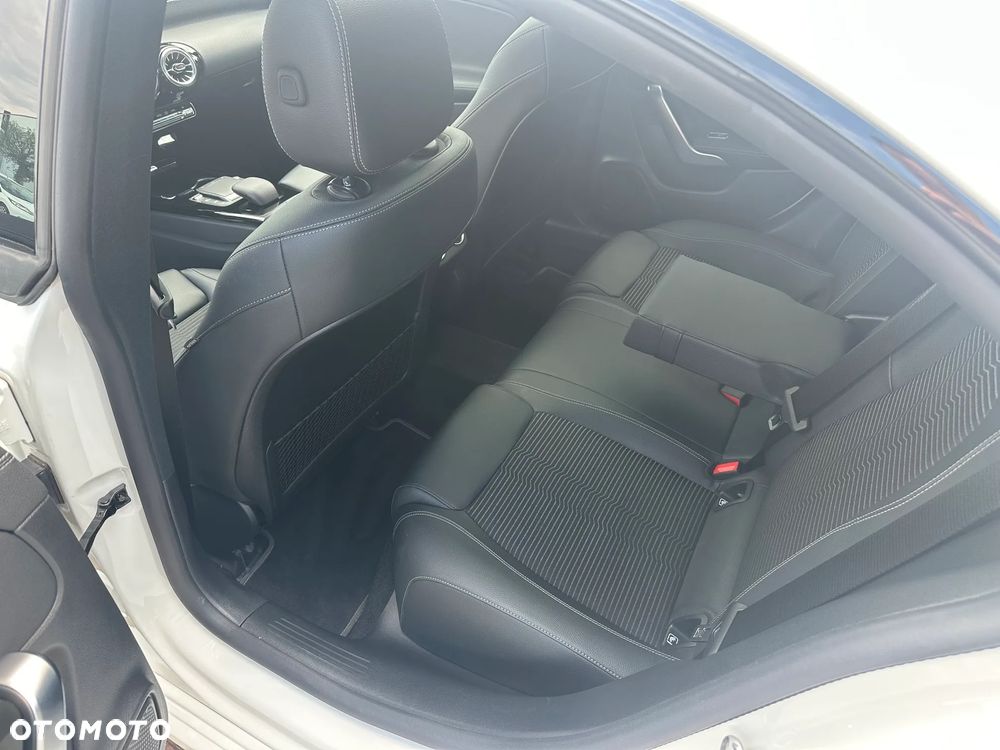 Mercedes-Benz CLA 220 d 4-Matic AMG Line 8G-DCT - 6