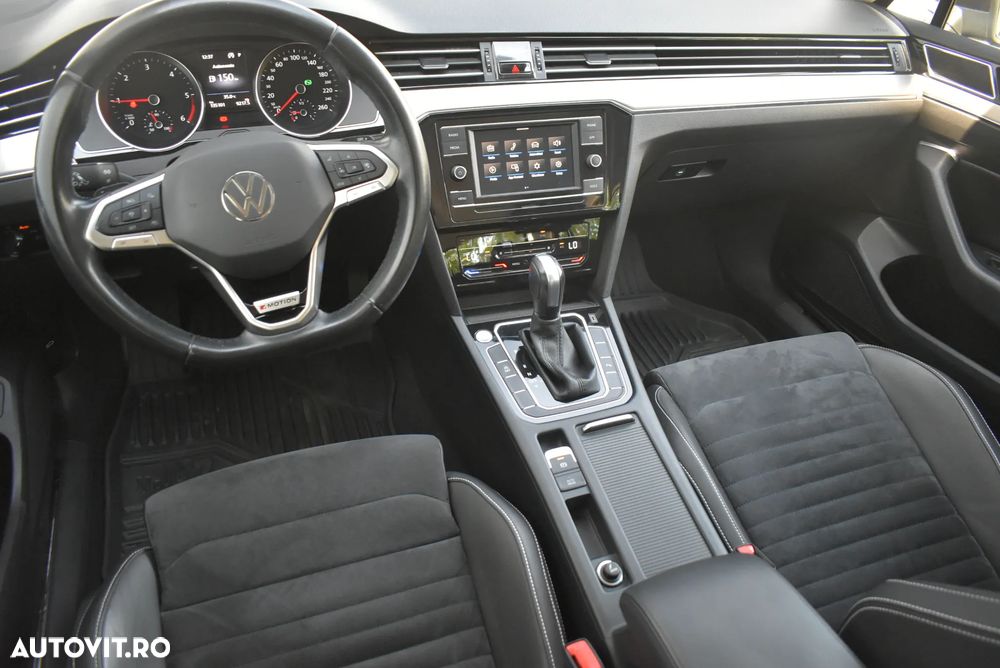 Volkswagen Passat 2.0 TDI DSG 4Motion Highline - 16
