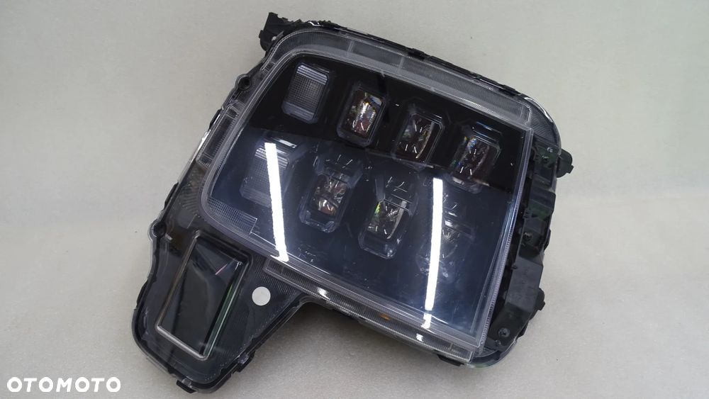 HYUNDAI STARIA - lampa przednia lewa FULL LED - 4