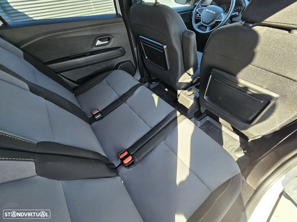 Dacia Jogger 1.0 TCe Extreme 7L - 27