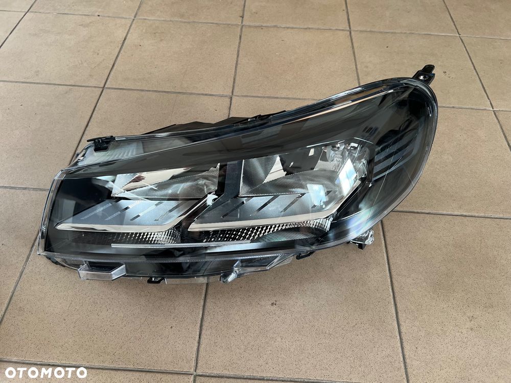 Lampa przednia reflektor lewa EXPERT IV 24- JUMPY IV 24- PROACE II LIFT 24- - 1