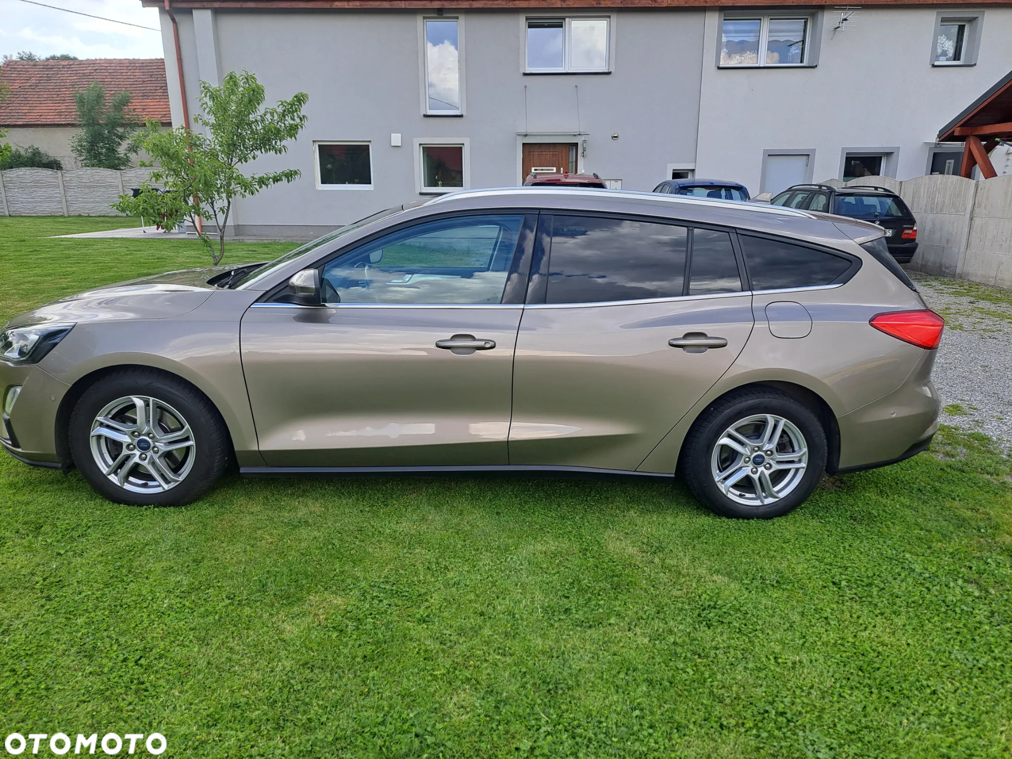 Ford Focus 2.0 EcoBlue Active Business - 4