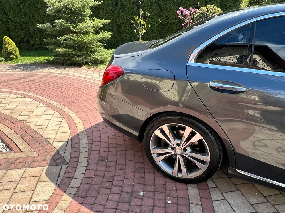 Mercedes-Benz Klasa C 300 7G-TRONIC - 7