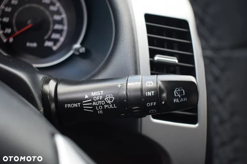 Mitsubishi Outlander 2.0 Intense 2WD - 21