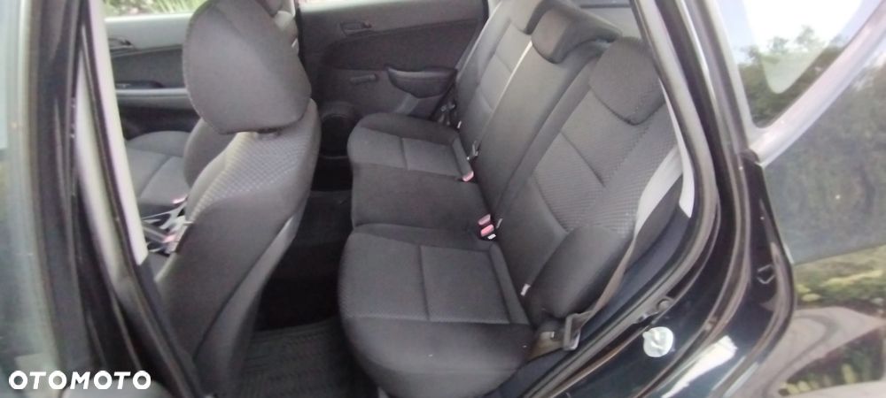 Hyundai i30 1.6 CRDi Base + EU5 - 6