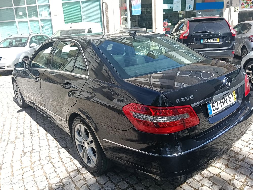 Mercedes-Benz E 250 CDI Avantgarde BE Auto. - 24