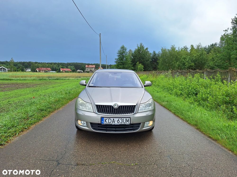 Skoda Octavia 2.0 TDI DPF Elegance DSG - 6