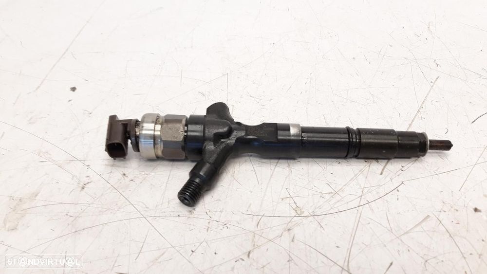 INJETOR TOYOTA LAND CRUISER J12 REF. 2367030080 - 1