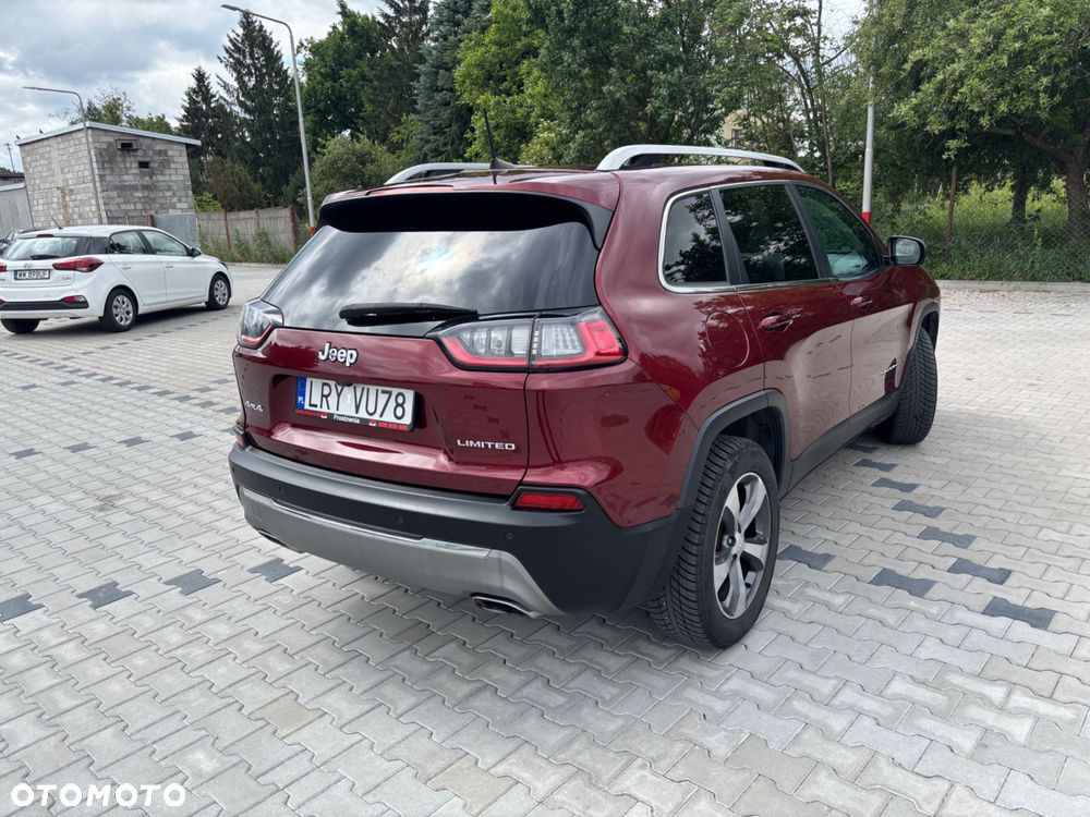 Jeep Cherokee - 3