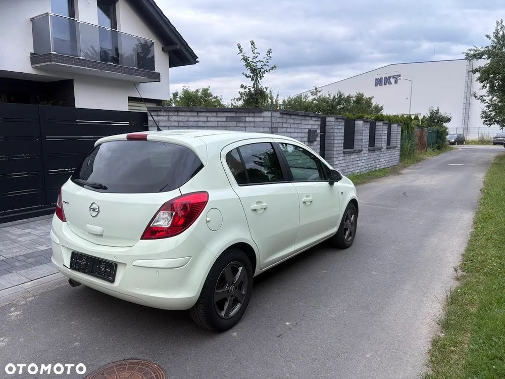 Opel Corsa 1.4 T Color Edition S&S - 17