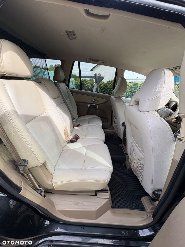 Volvo XC 90 - 8