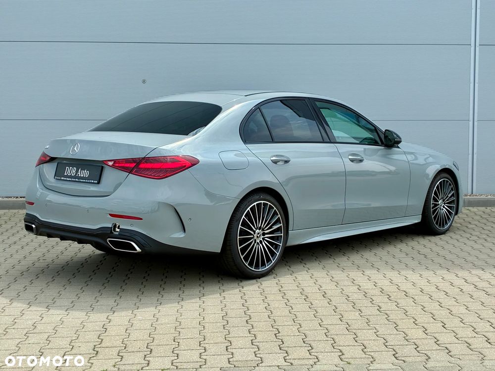 Mercedes-Benz Klasa C 180 mHEV AMG - 3