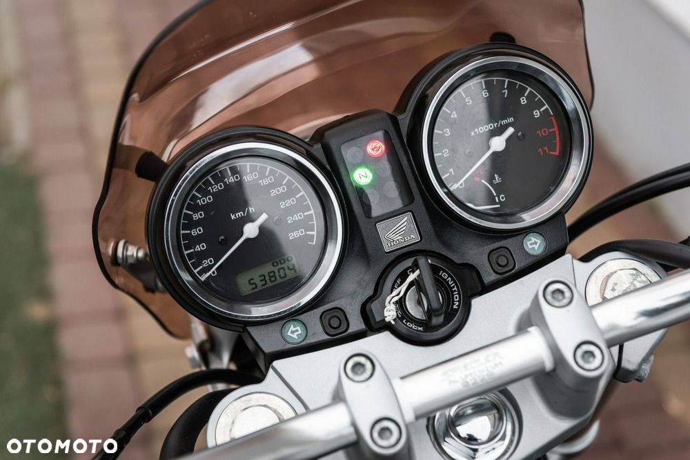 Honda Hornet - 11