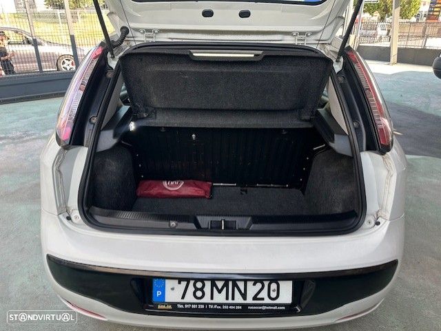 Fiat Grande Punto - 9