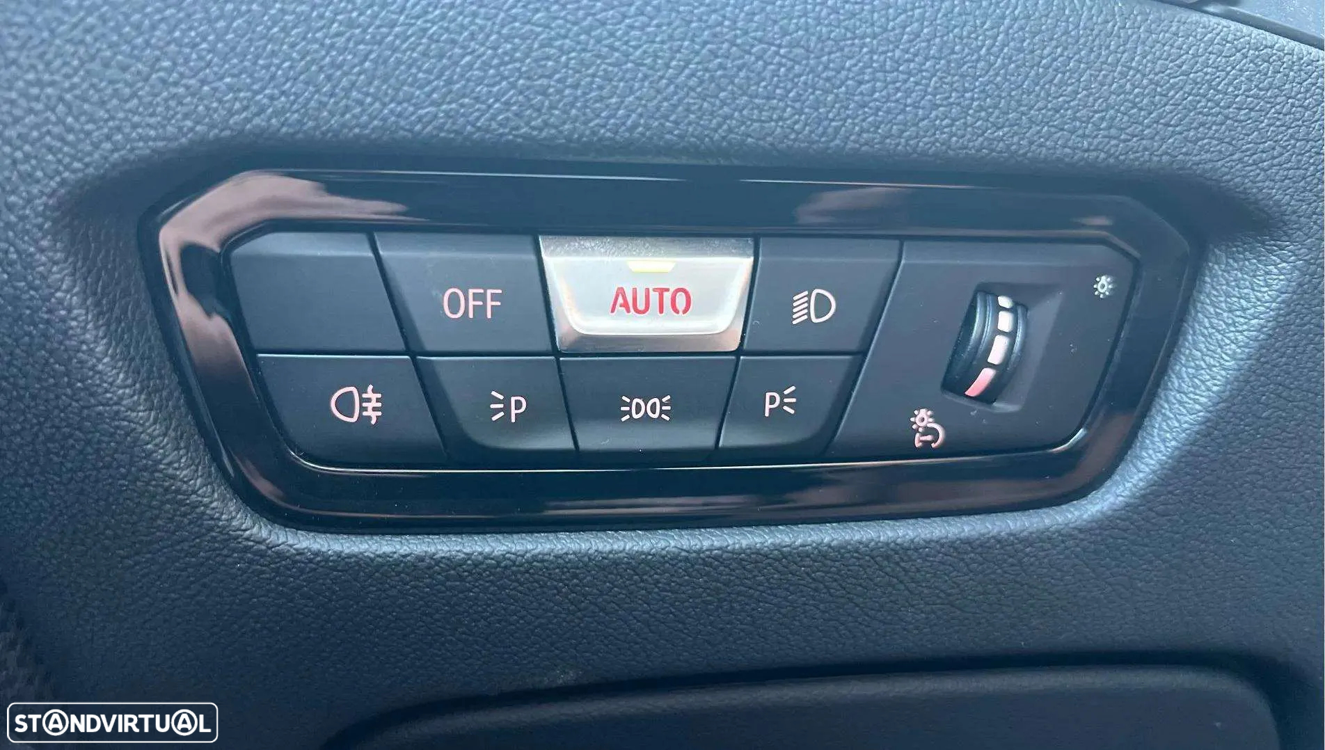 BMW 330 e Touring Line Sport Auto - 21