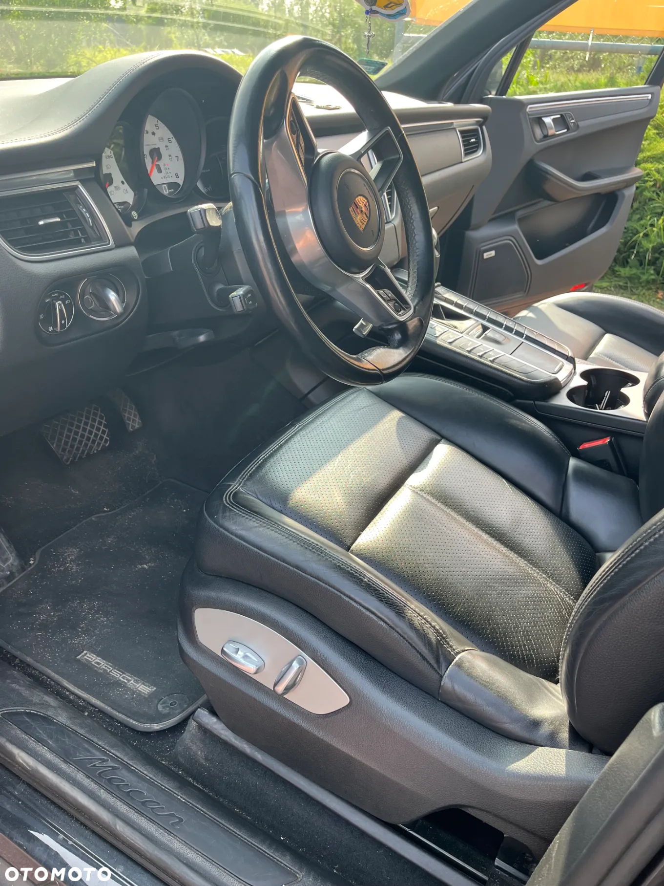 Porsche Macan Standard - 10