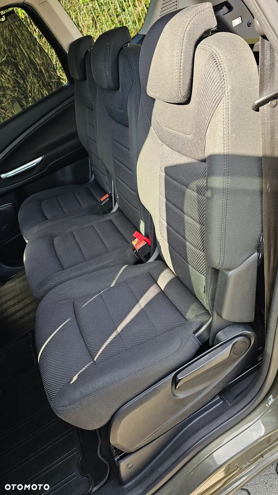 Ford S-Max 2.0 TDCi DPF Titanium - 33