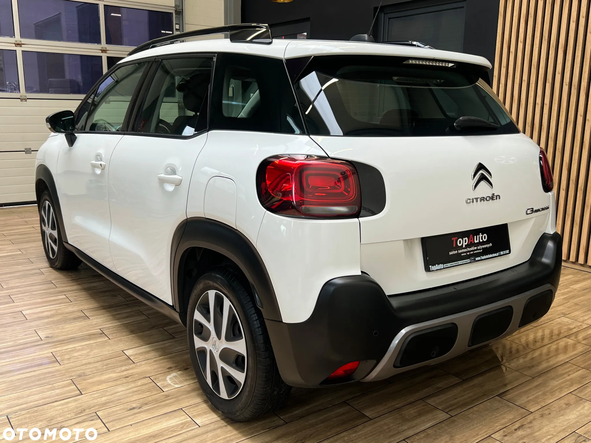 Citroën C3 Aircross 1.6 BlueHDi Shine S&S - 11