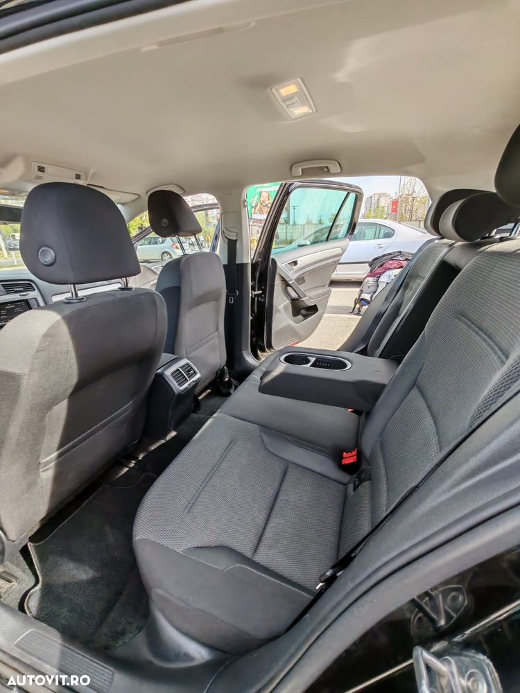 Volkswagen Golf 1.6 TDI DSG BMT Comfortline - 10