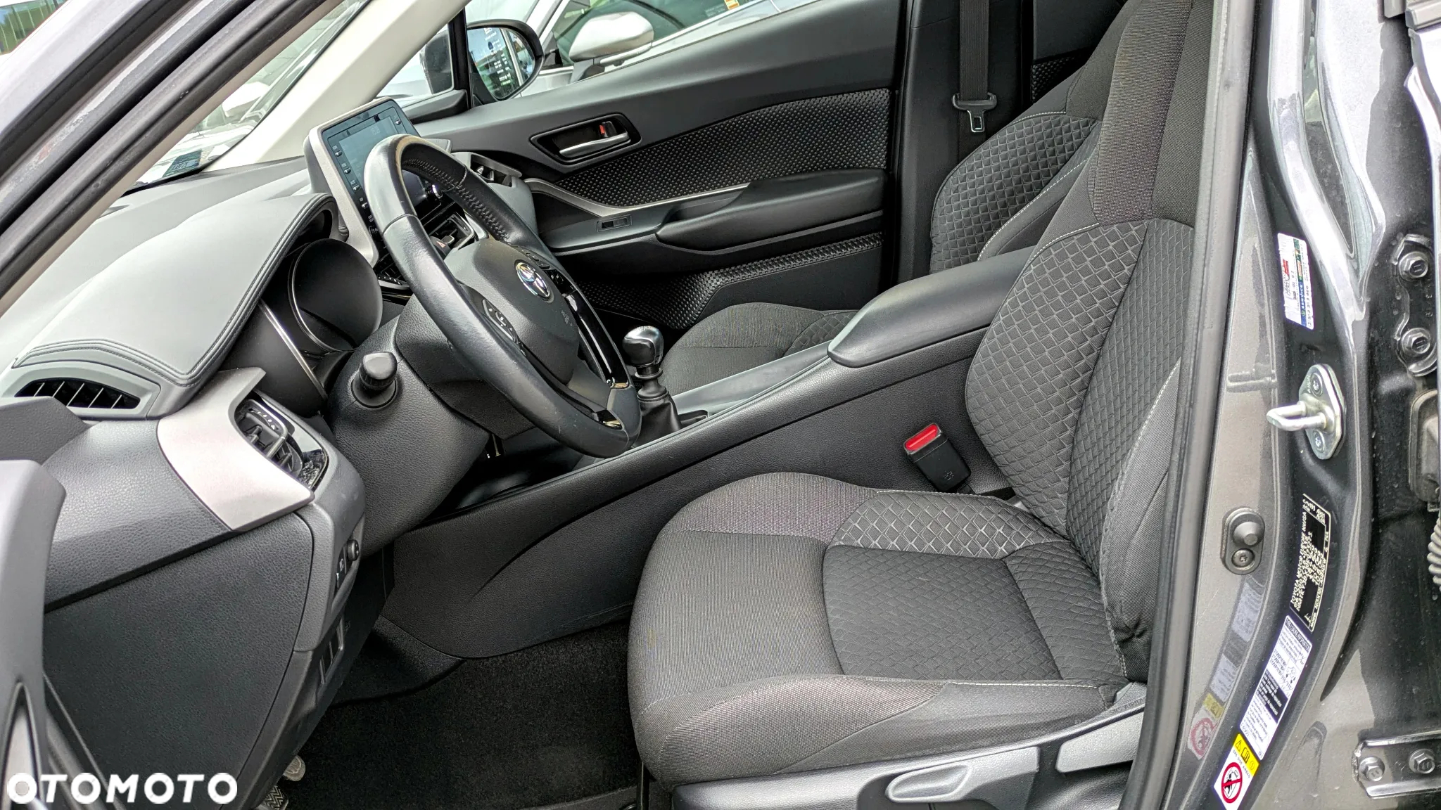 Toyota C-HR 1.2 T Comfort - 6