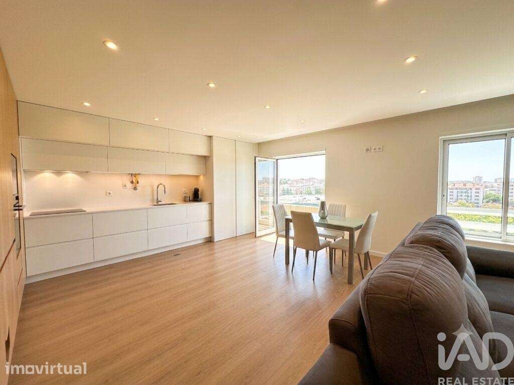 Apartamento T2 em Arcozelo de 97 m2 - Grande imagem: 2/29