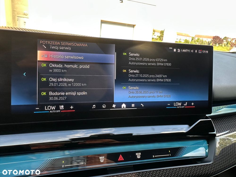 BMW Seria 5 520d xDrive mHEV - 39