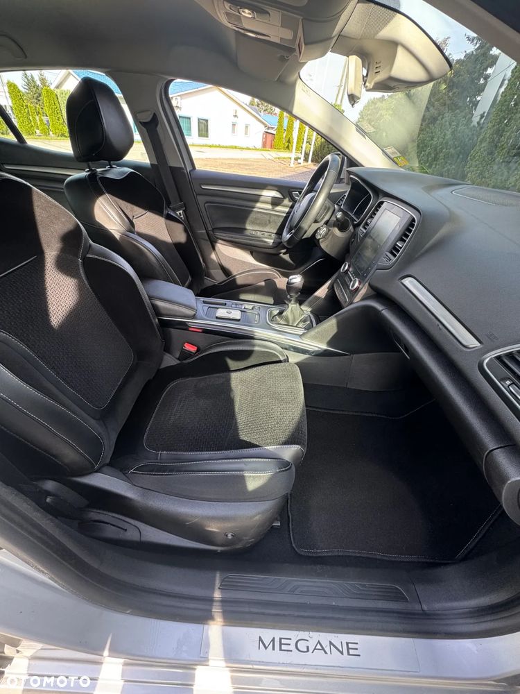 Renault Megane ENERGY TCe 100 EXPERIENCE - 7