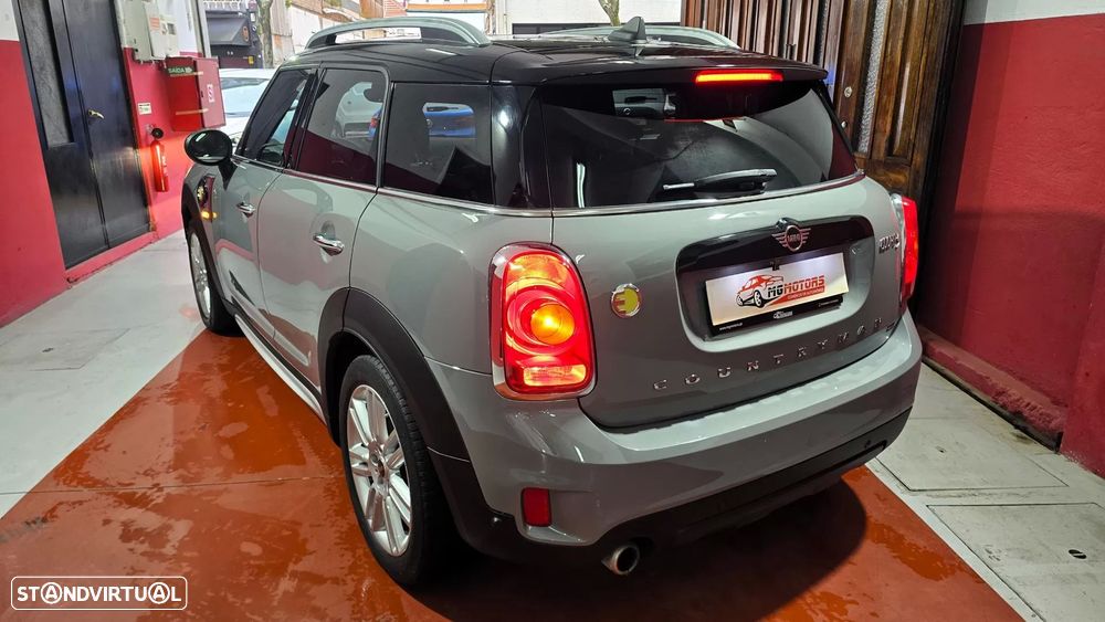 MINI Countryman Cooper SE ALL4 Auto - 10