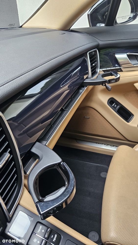 Porsche Panamera 4 PDK Edition - 29