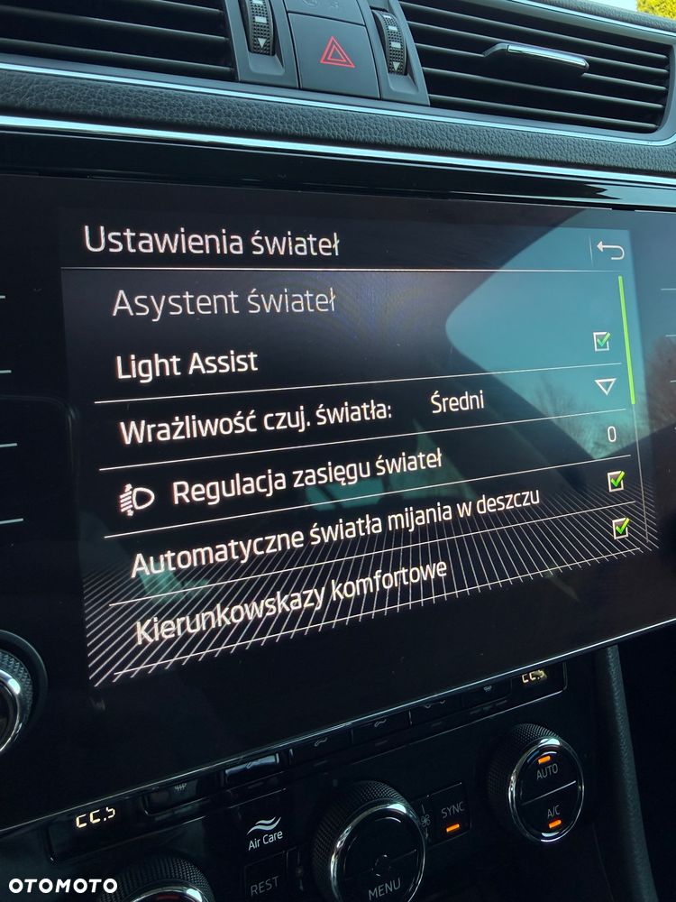 Skoda Superb 2.0 TSI Style DSG - 31