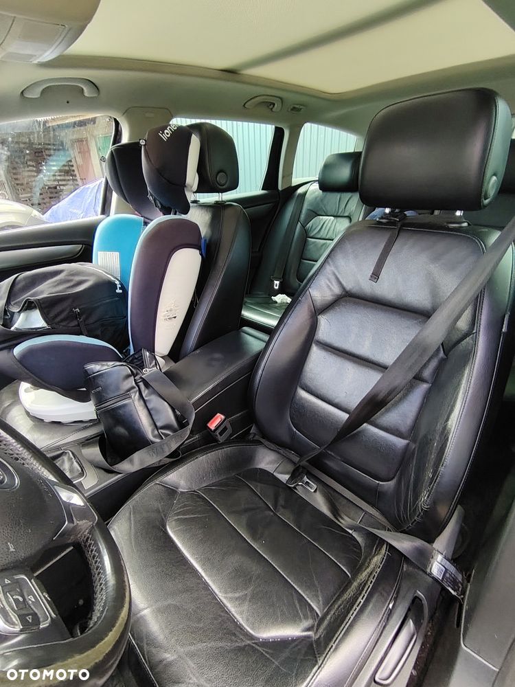 Volkswagen Passat - 6