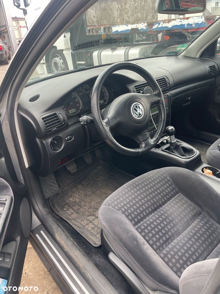 Volkswagen Passat 2.0 Comfortline - 6