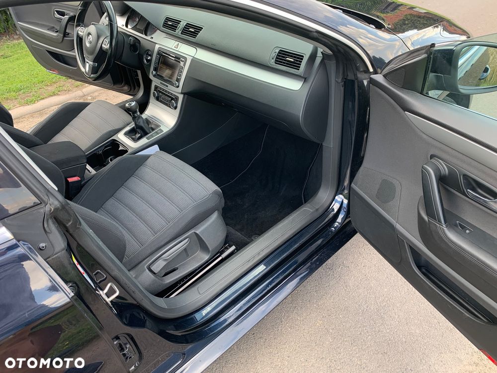 Volkswagen Passat CC 2.0 TDI - 16