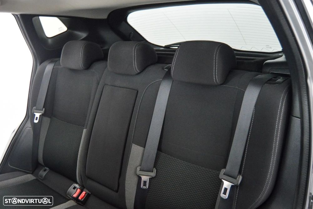 Nissan Qashqai 1.6 dCi N-Connecta - 11