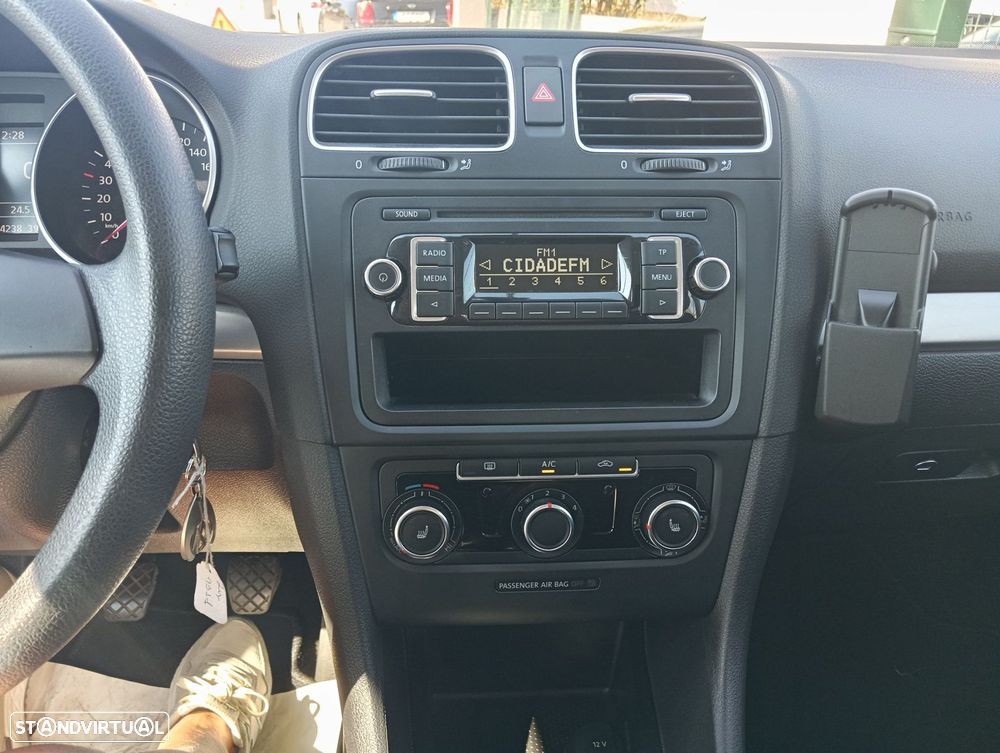VW Golf 1.2 TSI BlueMotion Trendline - 8